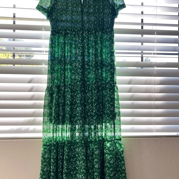 💚Zara💚Size USA M Gorgeous green smocked tiered maxi dress - Picture 6 of 6